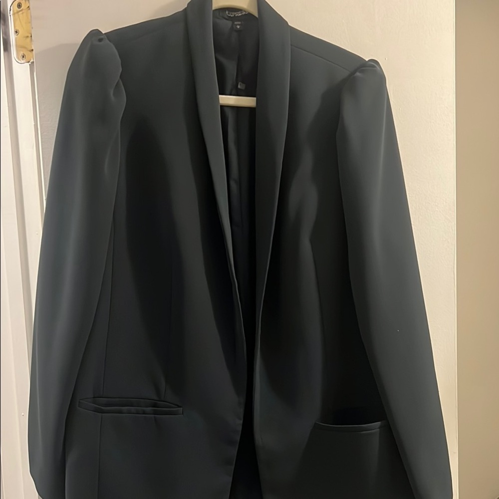 Elegant Black Women's Blazer